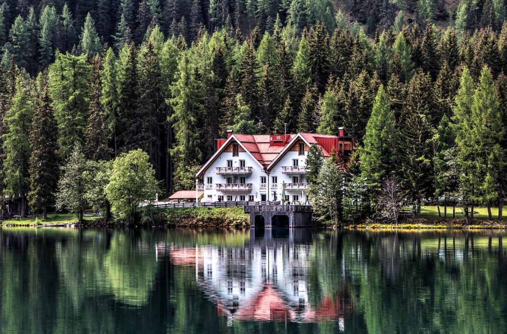 house-reflection-on-water