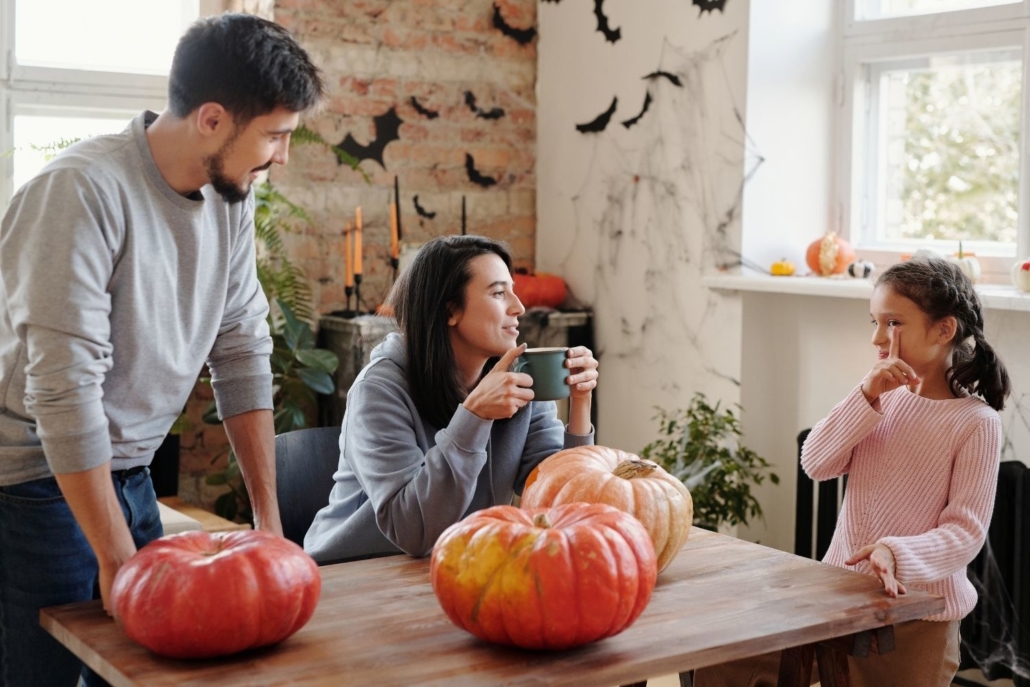 A woman who works with a big team is able to spend time at home with her family during the fall holidays. The best team structure is one that meets your goals of success - whether it's spending time with family or high earning potential.