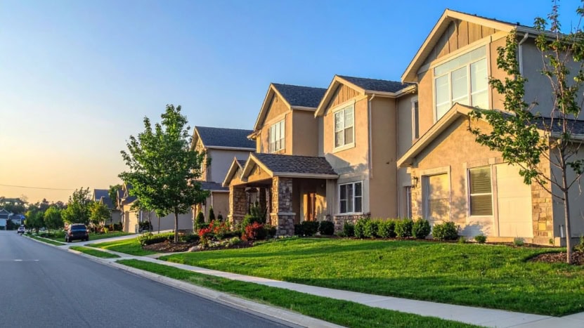 Government Shutdowns; What Is A Bedroom; Agent Got 3 Deals From her Bio! Reviews Still Matter