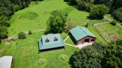 A bird's eye view of a house and it's area