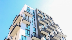 Warrantable vs Non-Warrantable Condos